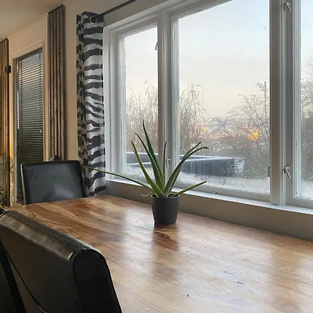 3 Bedroom In *